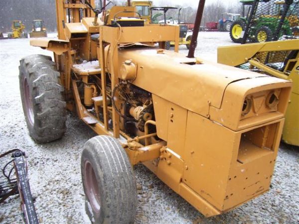 MASSEY FERGUSON FORKLIFT - 4