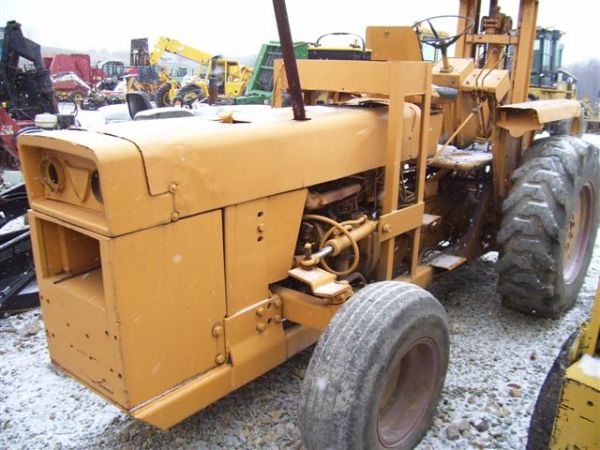 MASSEY FERGUSON FORKLIFT - 5