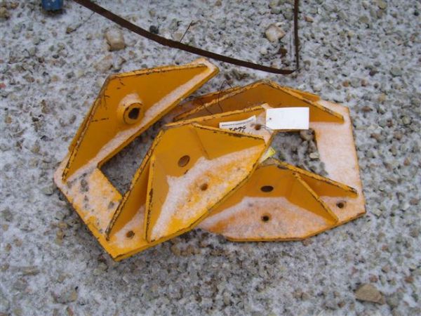 STABILIZER PADS: STABILIZER PADS FOR FULL SIZE BACKHOES I BELIEVE THEY ARE FOR JOHN DEERE MACHINE BUT WILL PROBABLY FIT OTHERS. We are having a live auction at our facility Quarrick Equipment, 166 Quarrick Rd, Unionto