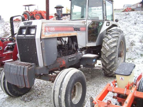 2-135 WHITE FARM TRACTOR WITH CAB - 3