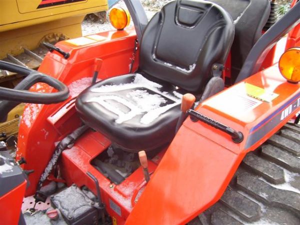 KIOTI LX3054XS TRACTOR/LOADER/BACKHOE 69 HOURS - 9