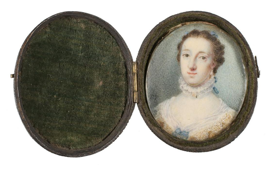 18TH C. CONTINENTAL MINIATURE PORTRAIT (1 of 2)