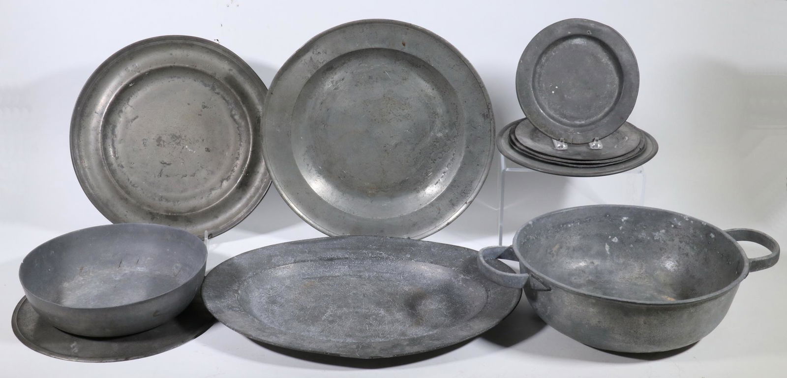 (11) PEWTER PLATES AND BOWLS (1 of 2)