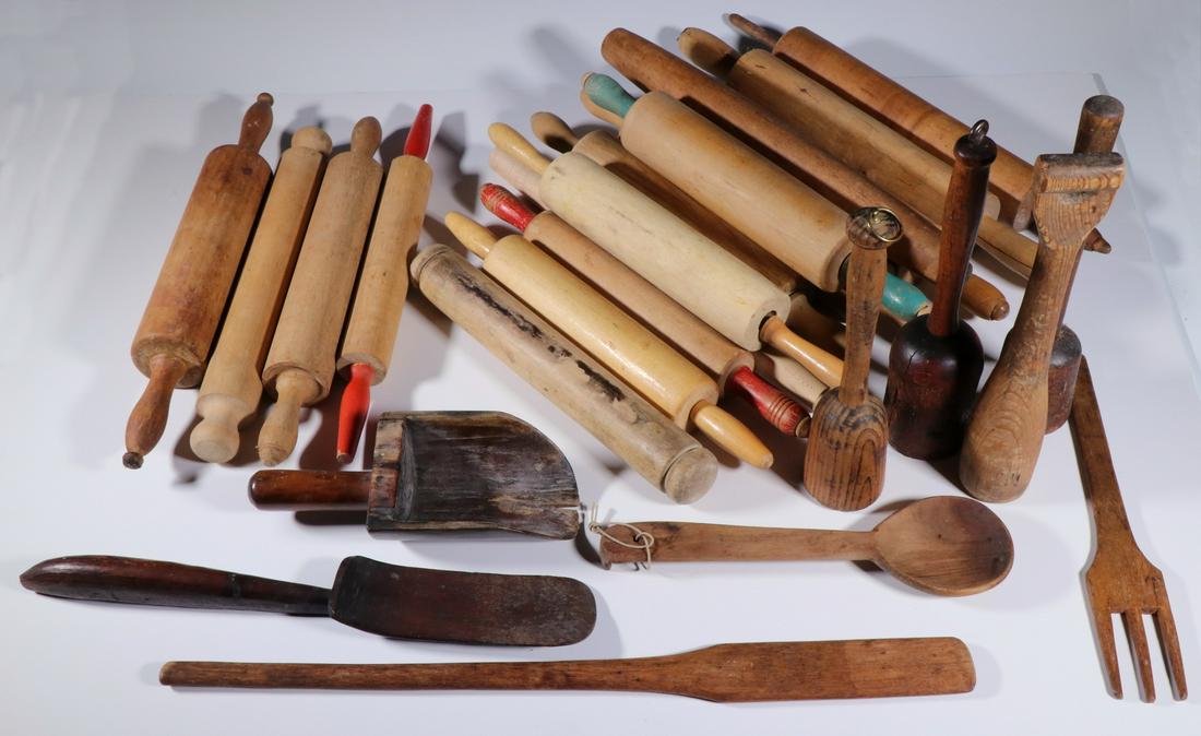 (25) WOODEN KITCHEN IMPLEMENTS: Collection of (25) Assorted Vintage and Antique Wooden Kitchen Tools, incl: (16) rolling pins, assorted styles and ages, 16 1/4" to 18 3/4" wide; (4) Mashers, 10 3/4" to 12" long; (1) Scoop, 9 3/4" lo