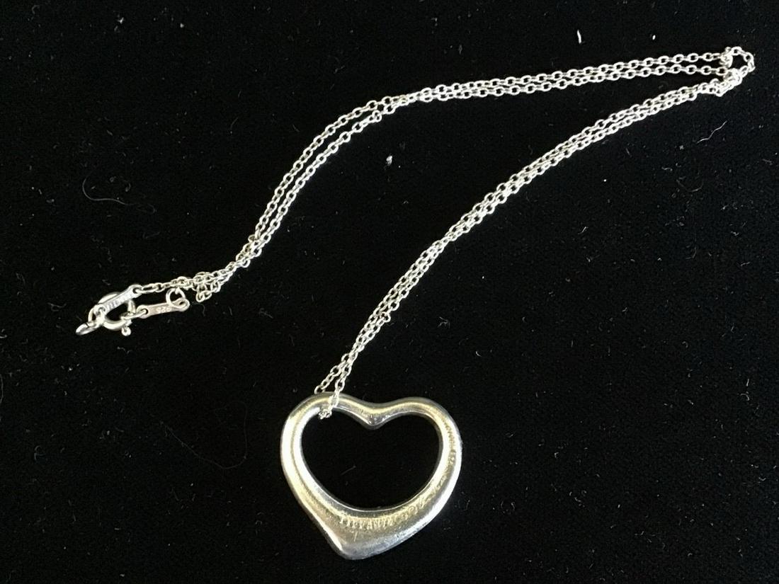 TIFFANY & CO. PENDANT (1 of 1)