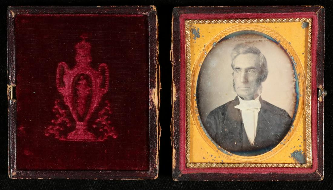 CASED DAGUERREOTYPE PHOTO OF GENERAL GRANT'S LAST (1 of 2)