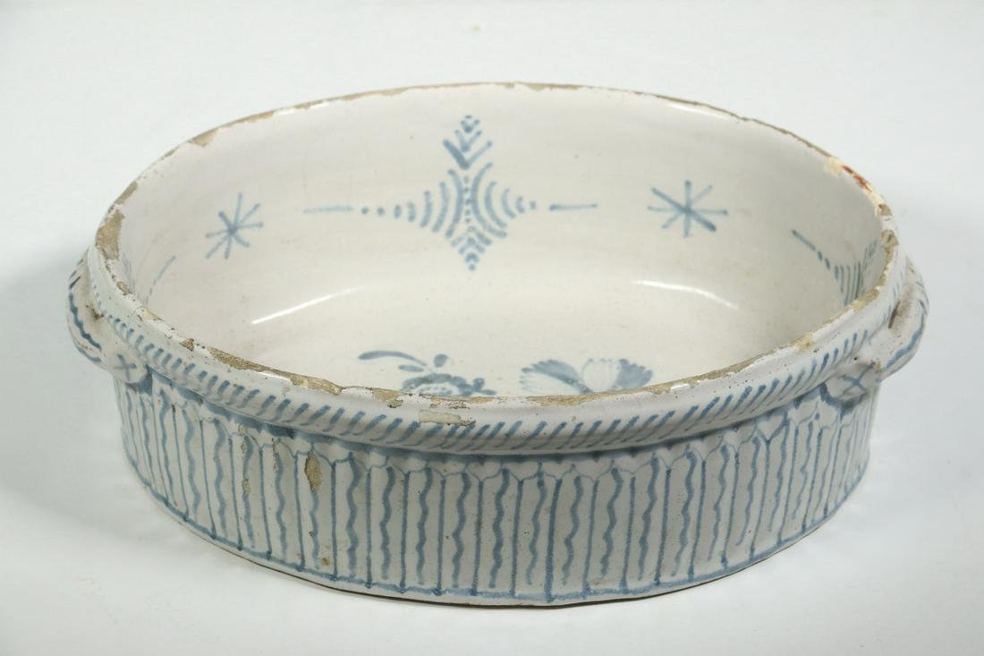 TIN GLAZED EARTHENWARE OVAL BASIN (1 of 2)