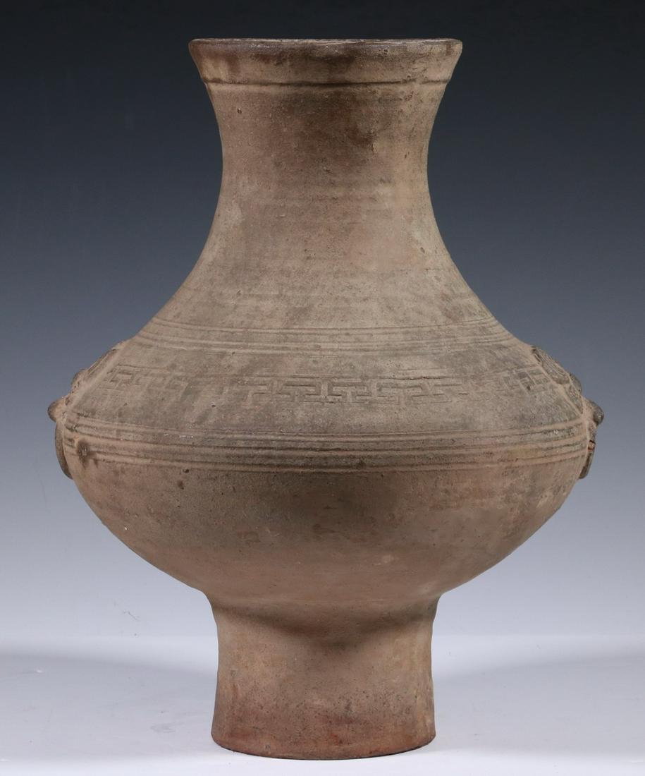 HAN DYNASTY CHINESE POTTERY JUG (1 of 4)