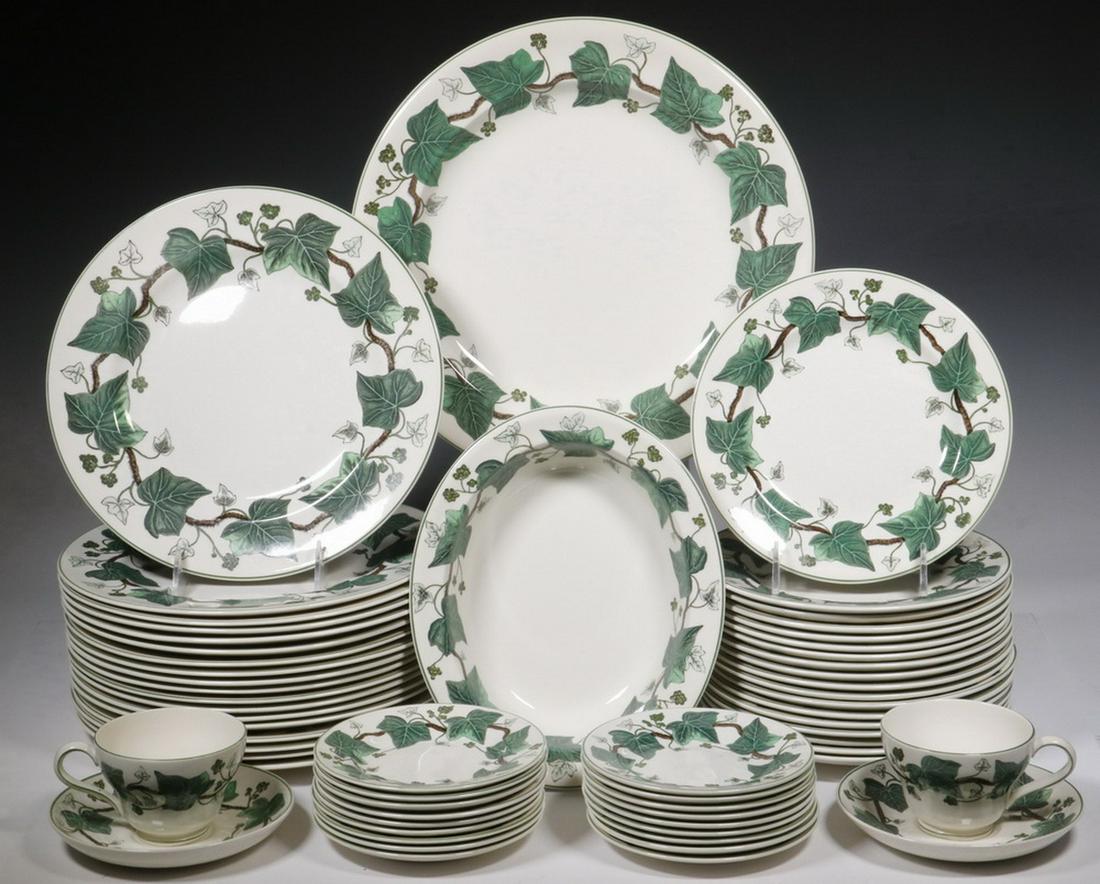 (96 PCS) WEDGWOOD NAPOLEON IVY CHINA (1 of 2)