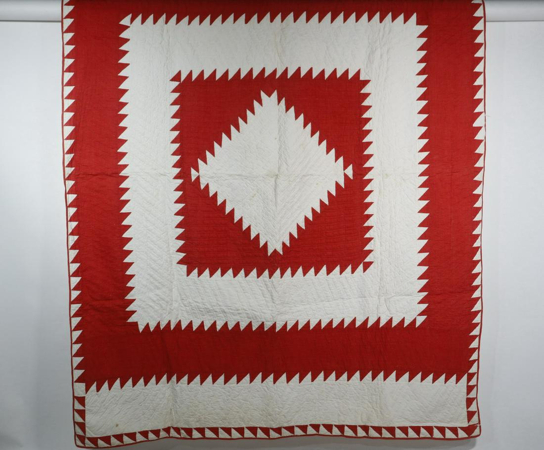 VINTAGE QUILT - 63" x 78" (1 of 2)