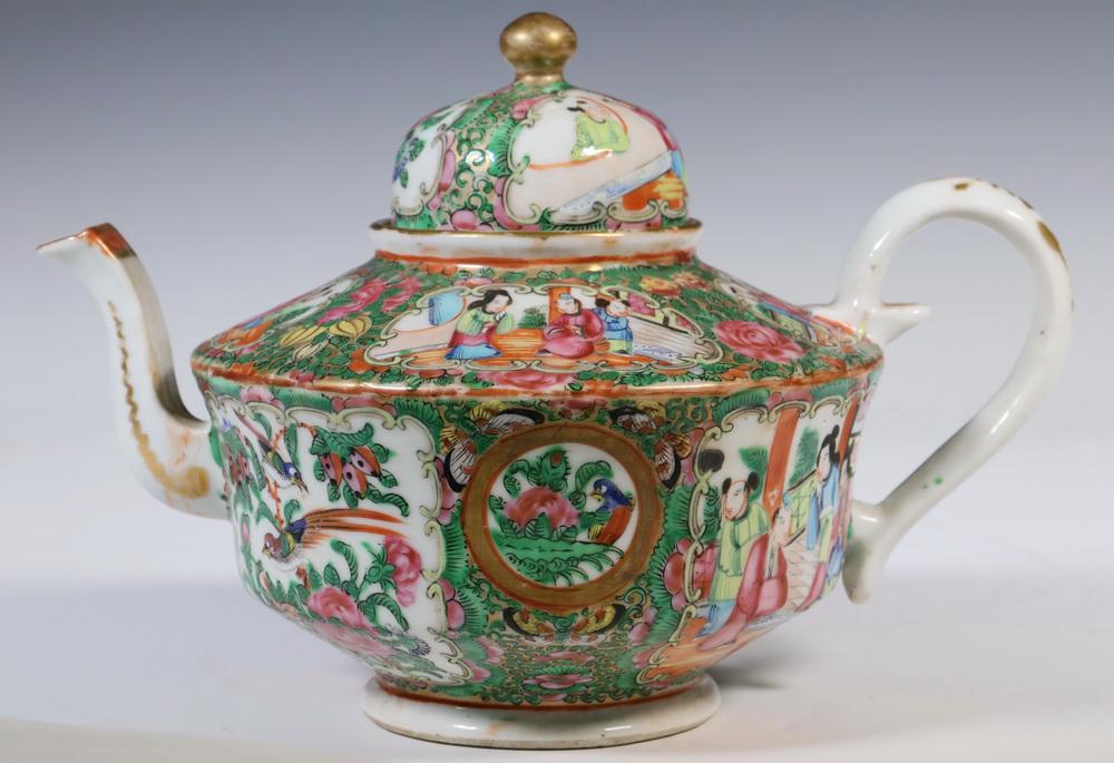 ROSE MEDALLION TEAPOT (1 of 4)