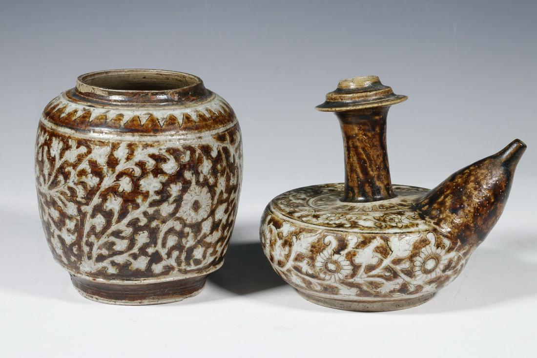 (2 PCS) THAI SANGKHALOK CERAMIC WARE (1 of 2)