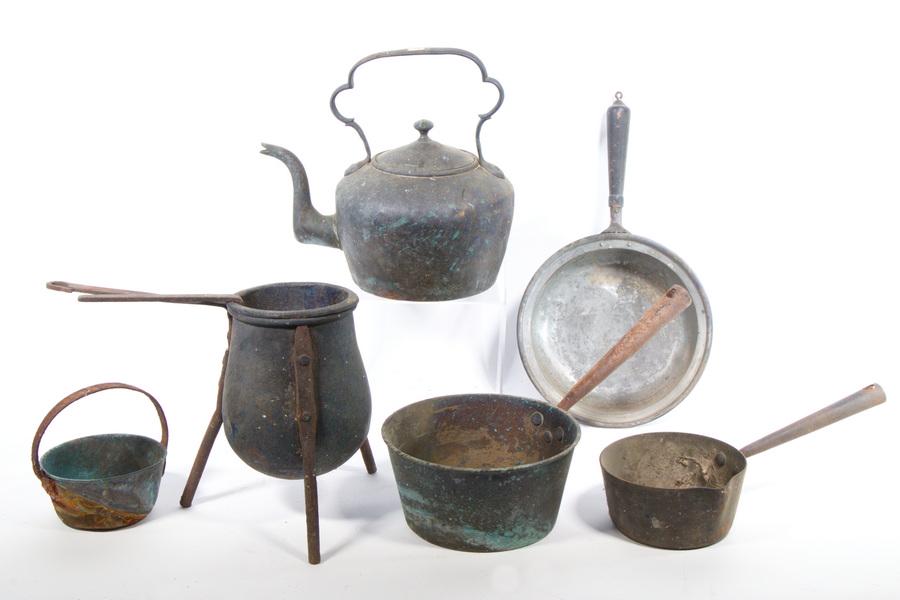 (7) EARLY COPPER POTS (1 of 1)