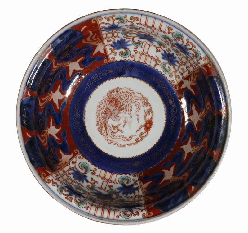 19TH C. JAPANESE IMARI BOWL (1 of 3)