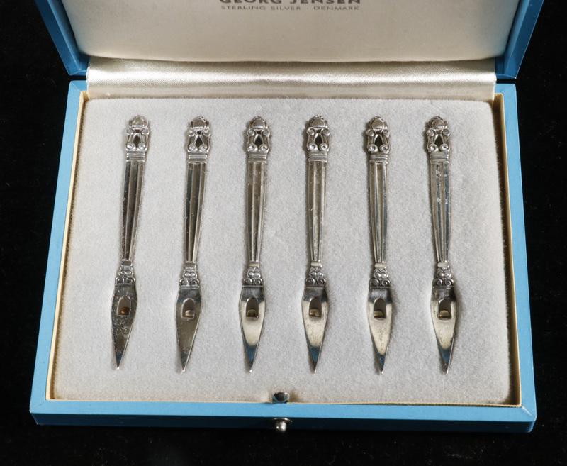 CASED SET OF GEORG JENSEN SILVER NUT PICKS (1 of 4)