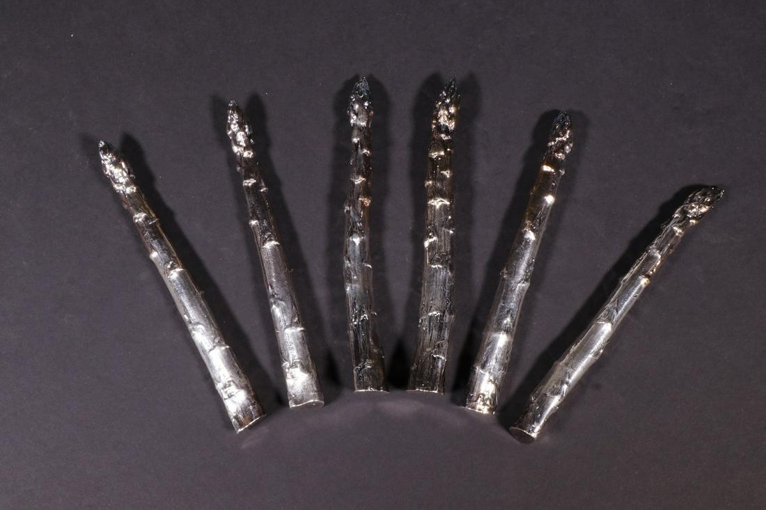 (6) SILVER-PLATED ASPARAGUS SPEAR FORM KNIFE RESTS (1 of 2)
