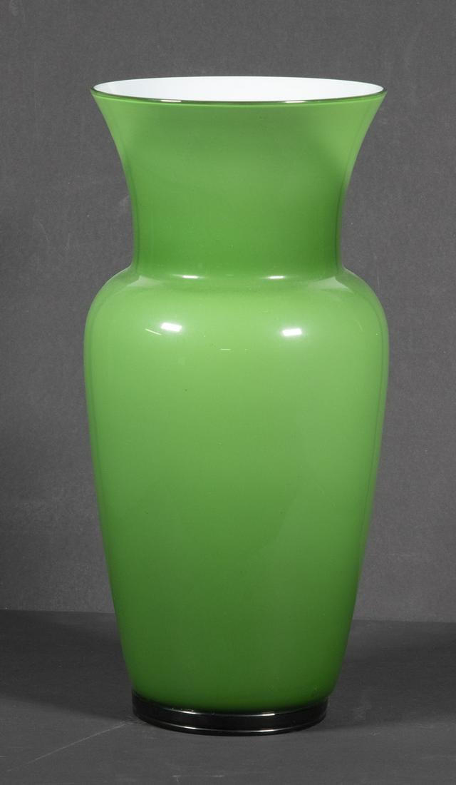 VENINI ITALIA CASED ART GLASS VASE (1 of 3)