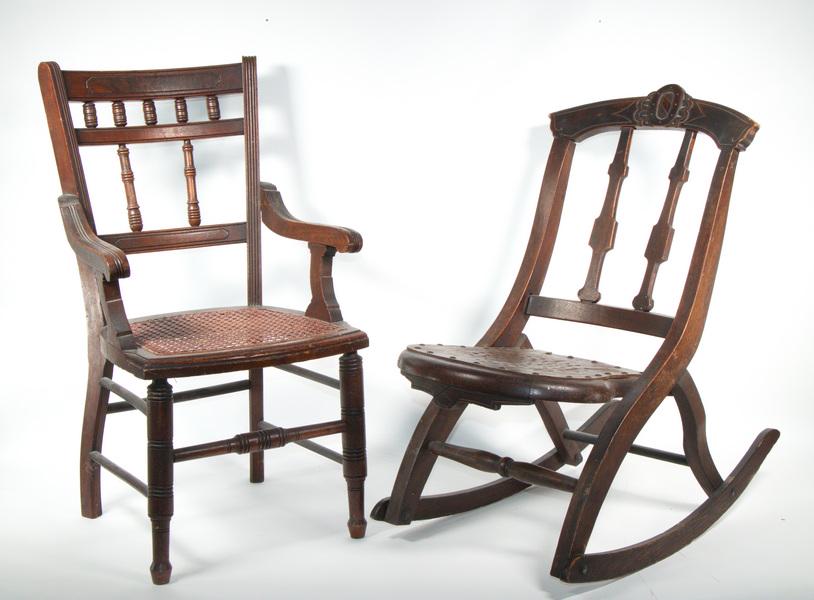 (2) VICTORIAN CHILDREN'S CHAIRS (1 of 2)