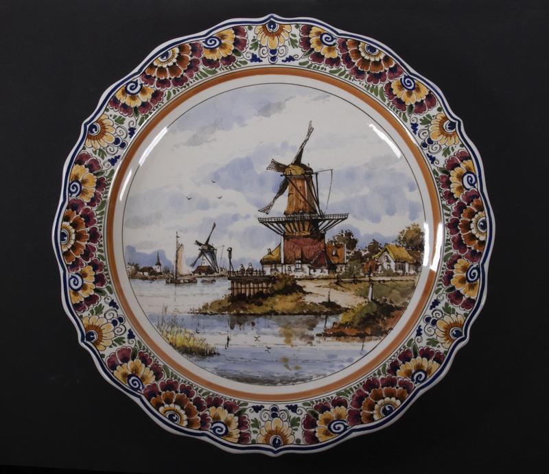 D.P. DUTCH DELFT CHARGER (1 of 3)