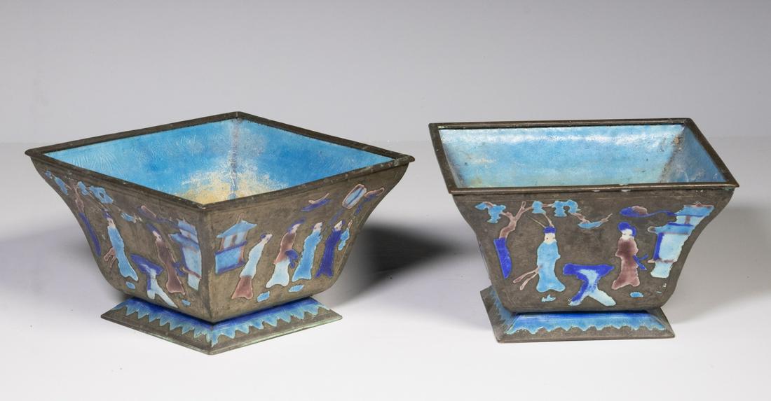 PR CHINESE ENAMELED METAL PLANTERS (1 of 2)