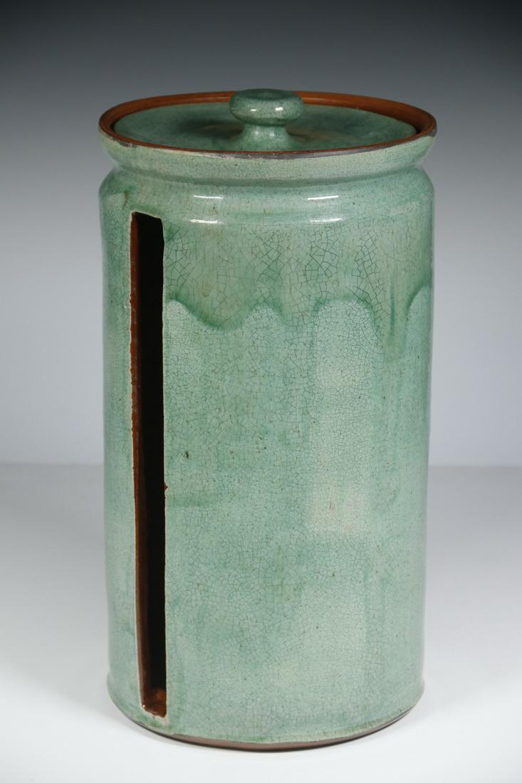 CERAMIC PAPER TOWEL JAR (1 of 1)