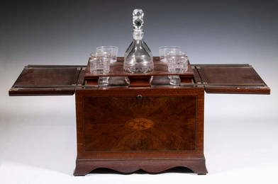 MAHOGANY MECHANICAL TANTULUS