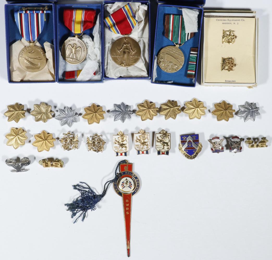 (30) ASSORTED MEDALS & INSIGNIA, MOSTLY MILITARY: Lot of (30) Assorted Vintage Medals & Uniform Insignia, incl: (1) Sterling silver US Army "War Eagle" colonial insignia pin, marked 'LGB'; (1) WWII Europe Africa Middle East Campaign medal and ribbon 