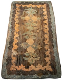 WALDOBORO STYLE HOOKED RUG