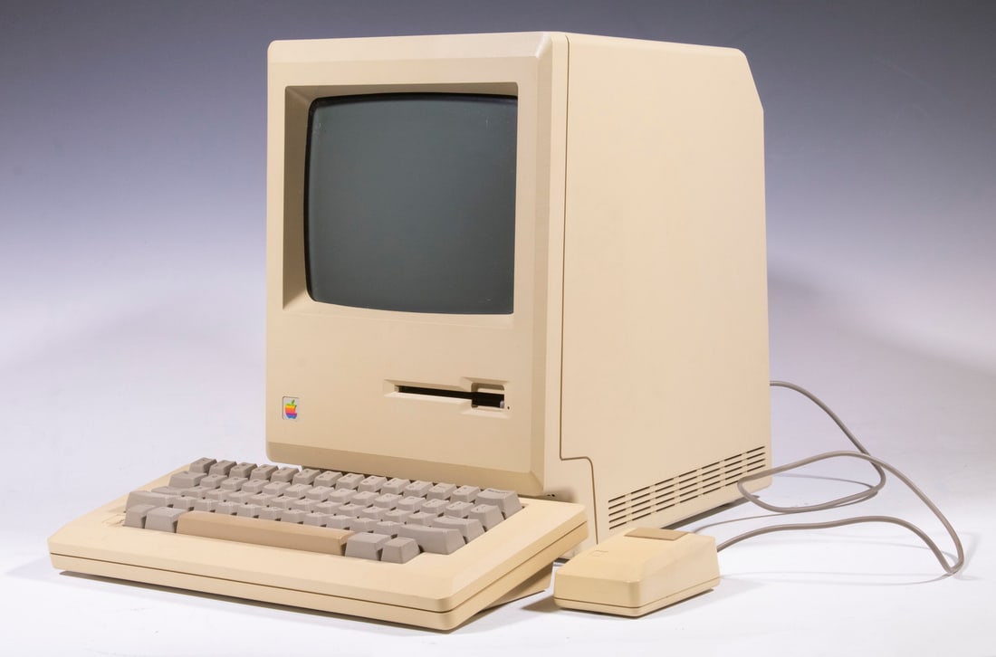 Vintage Apple Macintosh Se 30 Computer Portable