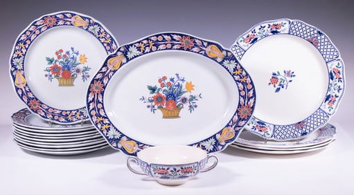 WEDGWOOD "POTERAT" AND "CHEADLE" PATTERN CHINA