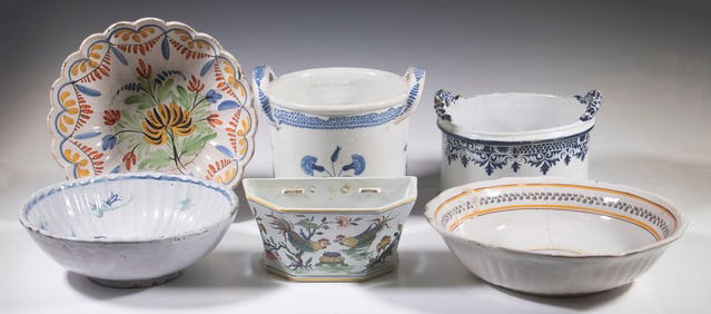 CONTINENTAL FAIENCE POTTERY BOWLS AND CROCKS