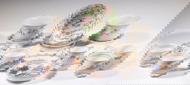 EARLY PORCELAIN CUPS & PLATES