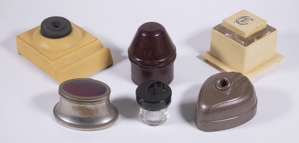 ASSORTED VINTAGE INKWELLS