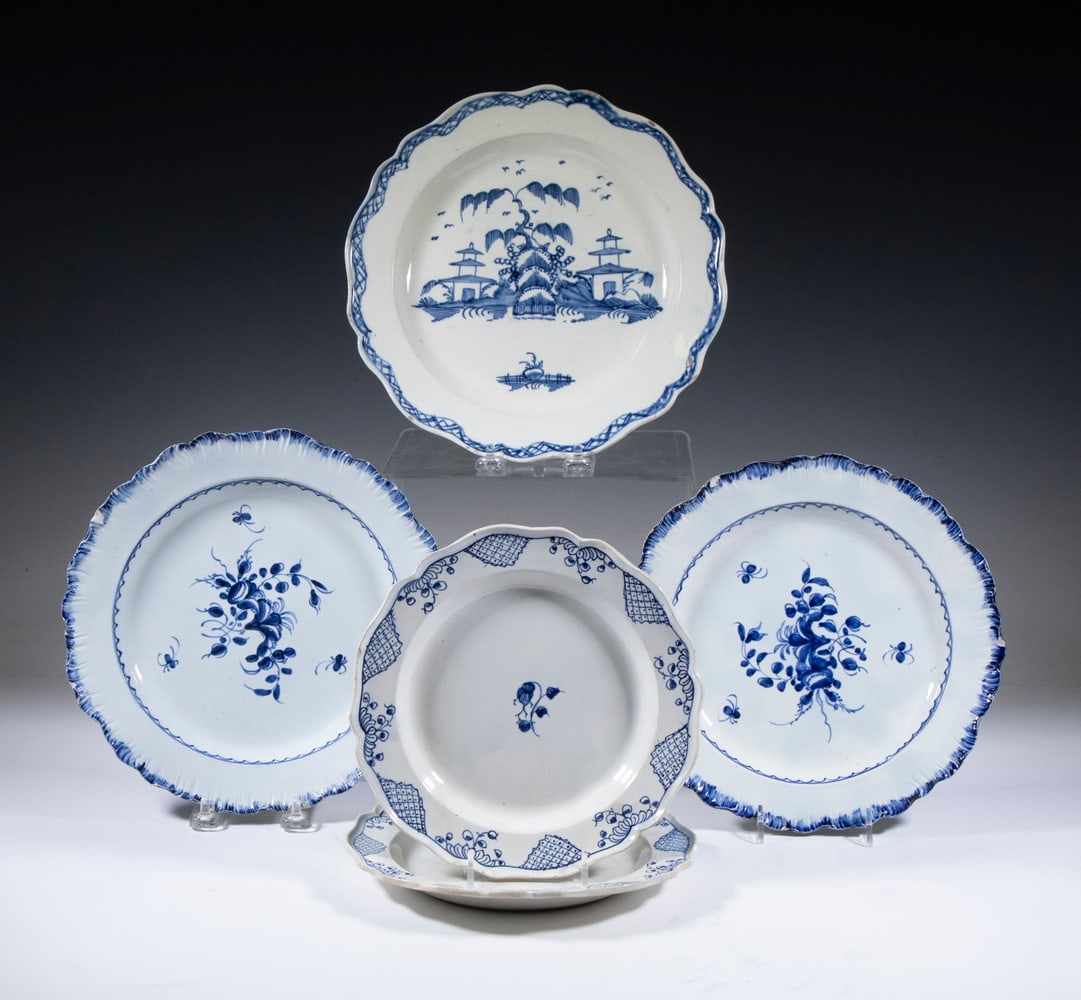 (5) EARLY ENGLISH GLAZED EARTHENWARE PLATES (1 of 4)