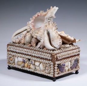 VINTAGE SHELL ENCRUSTED FRENCH VANITY BOX