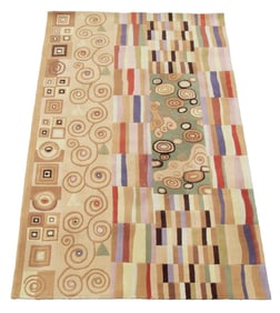 HAND TUFTED WOOL RUG (5'x8')