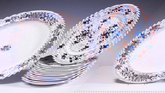 CHURCHILL "IMARI" PATTERN PLATES, PLUS WEDGWOOD PLATTER: (14) Piece English China Lot, incl: (13) Churchill "Imari" luncheon plates, 9 5/8" diam.; PLUS Vintage oval platter by Wedgwood, in similar pattern, 14 5/8" x 12".
