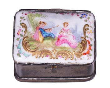 CONTINENTAL SILVER BOX WITH PORCELAIN LID