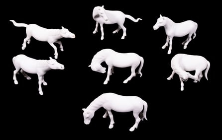 BLANC DE CHINE PORCELAIN WU MANG HORSE FIGURINE SET