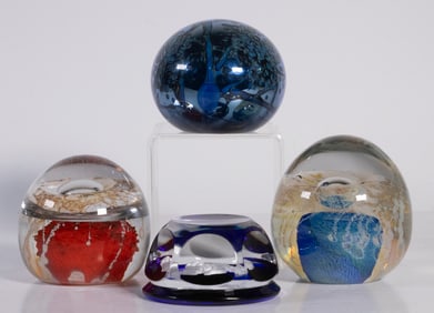 ART GLASS PAPERWEIGHTS