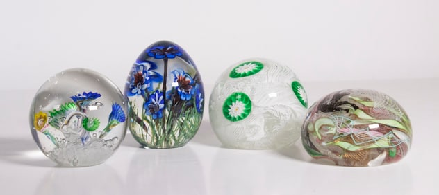 ITALIAN ART GLASS PAPERWEIGHTS