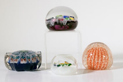 PERTHSHIRE & STRATHEARN GLASS PAPERWEIGHTS