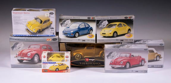 VINTAGE VOLKSWAGEN MODEL KITS & DIE CAST CAR