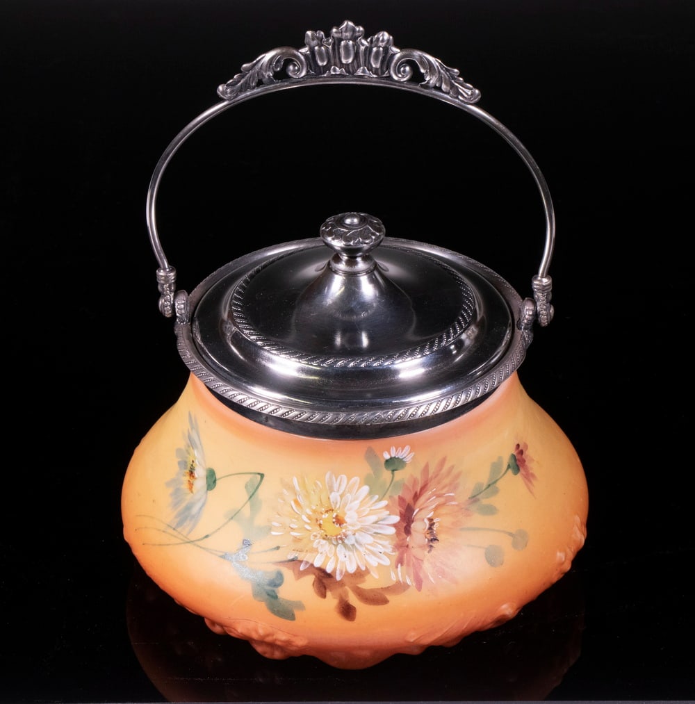 MT. WASHINGTON ART GLASS & SILVER-PLATE BISCUIT JAR (1 of 4)