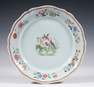 CHINESE EXPORT PORCELAIN CHARGER