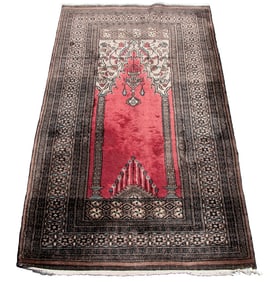 PAKISTANI PRAYER RUG (3