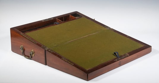 MAHOGANY TRAVEL DESK