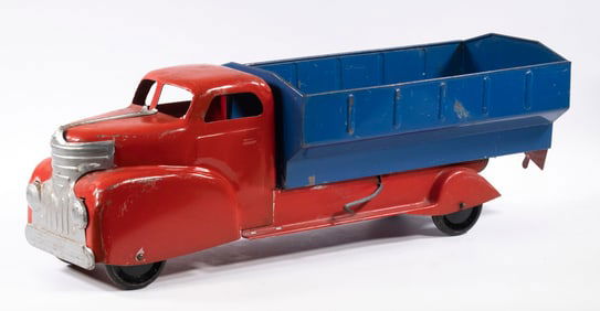 MARX TOY DUMP TRUCK