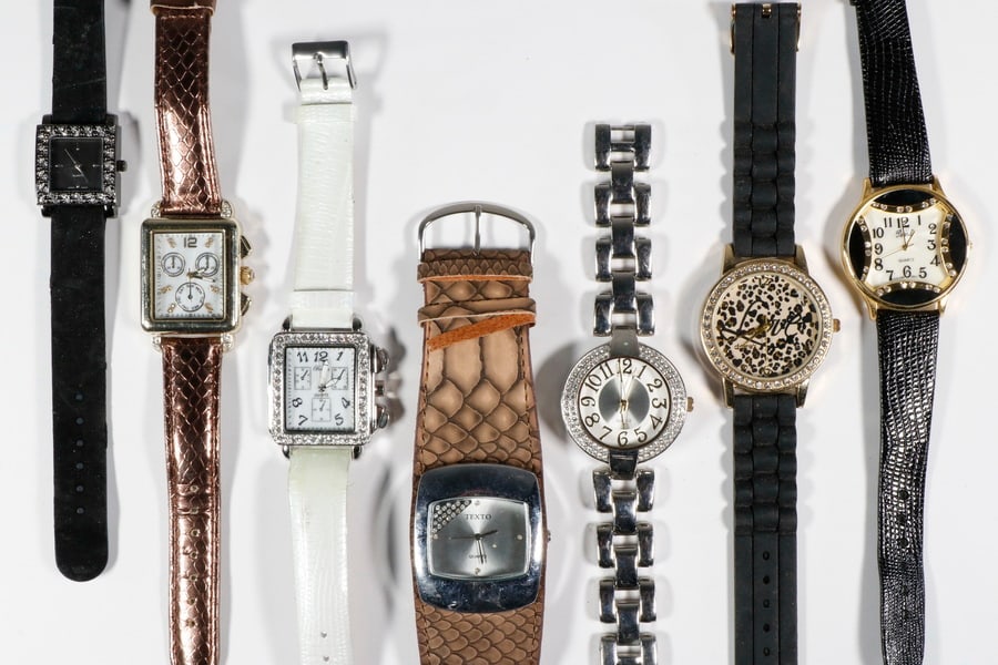 (7) LADIES DRESS WATCHES: Ladies contemporary dress watches. Leather, plastic, and metal bands. Quartz movements.