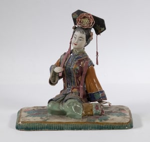 CHINESE SHIWAN PORCELAIN FIGURINE